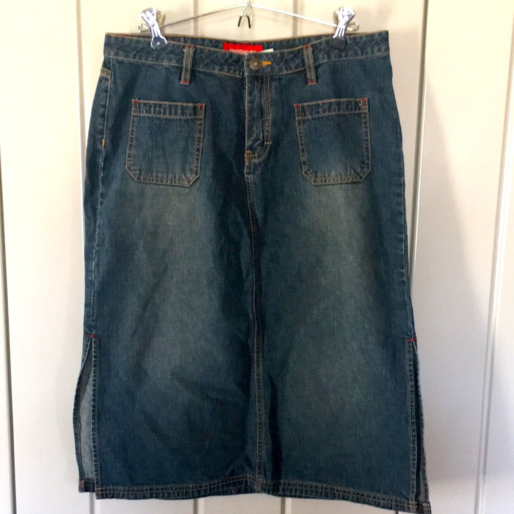 Union Bay Mid length Denim Jean Skirt size 11 EUC